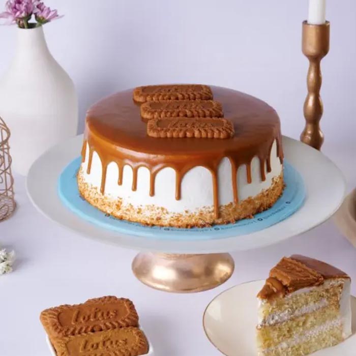 Lotus Cream Cake