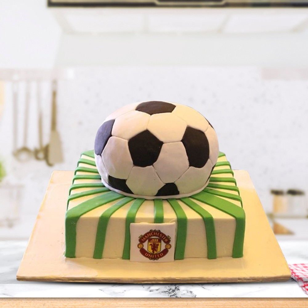Manchester United Football cake