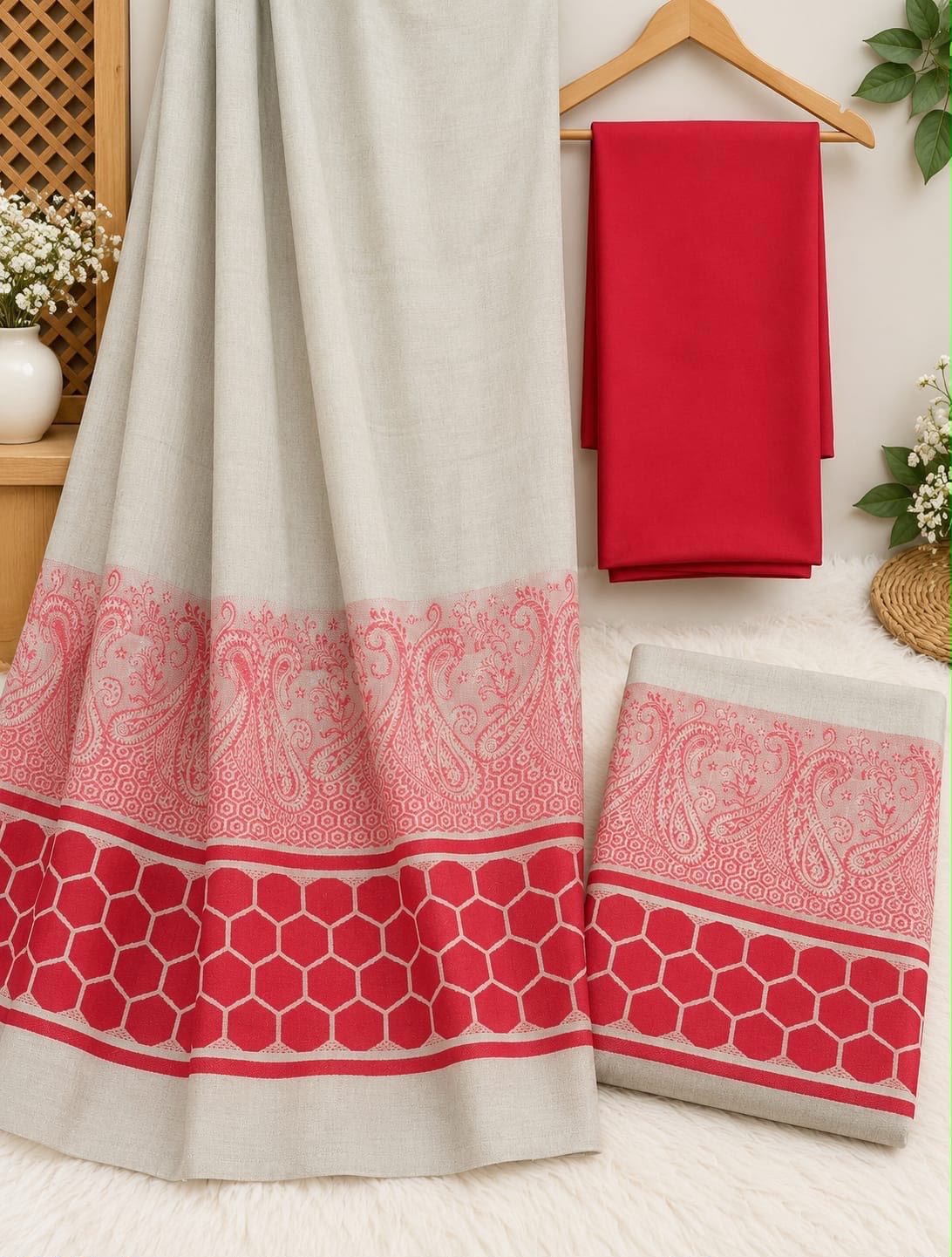 Broshia Jacquard Acrylic Pashmina Velvet Shawl With Dhanak 3pc - Red