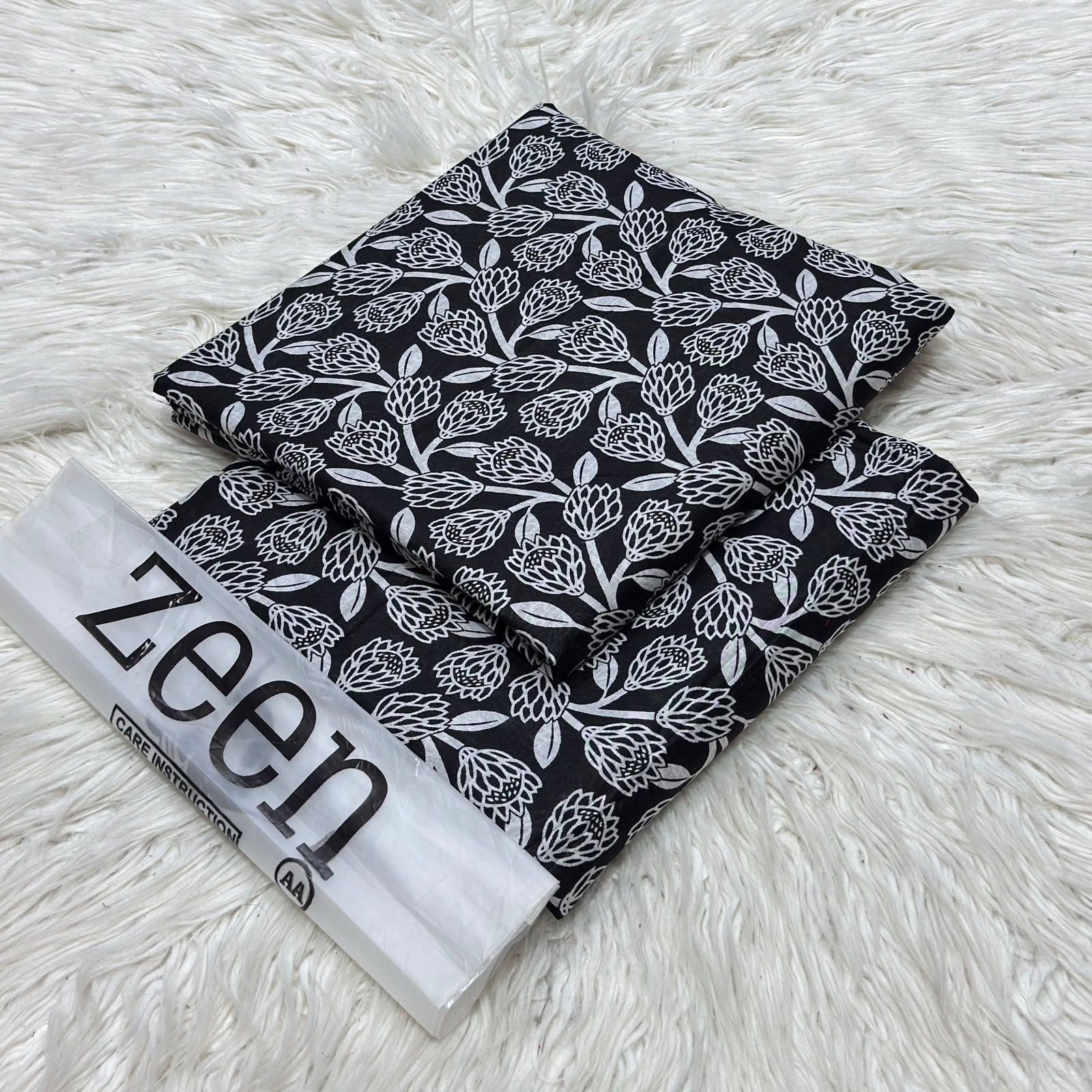 Printed Lawn 2pc - Design 8