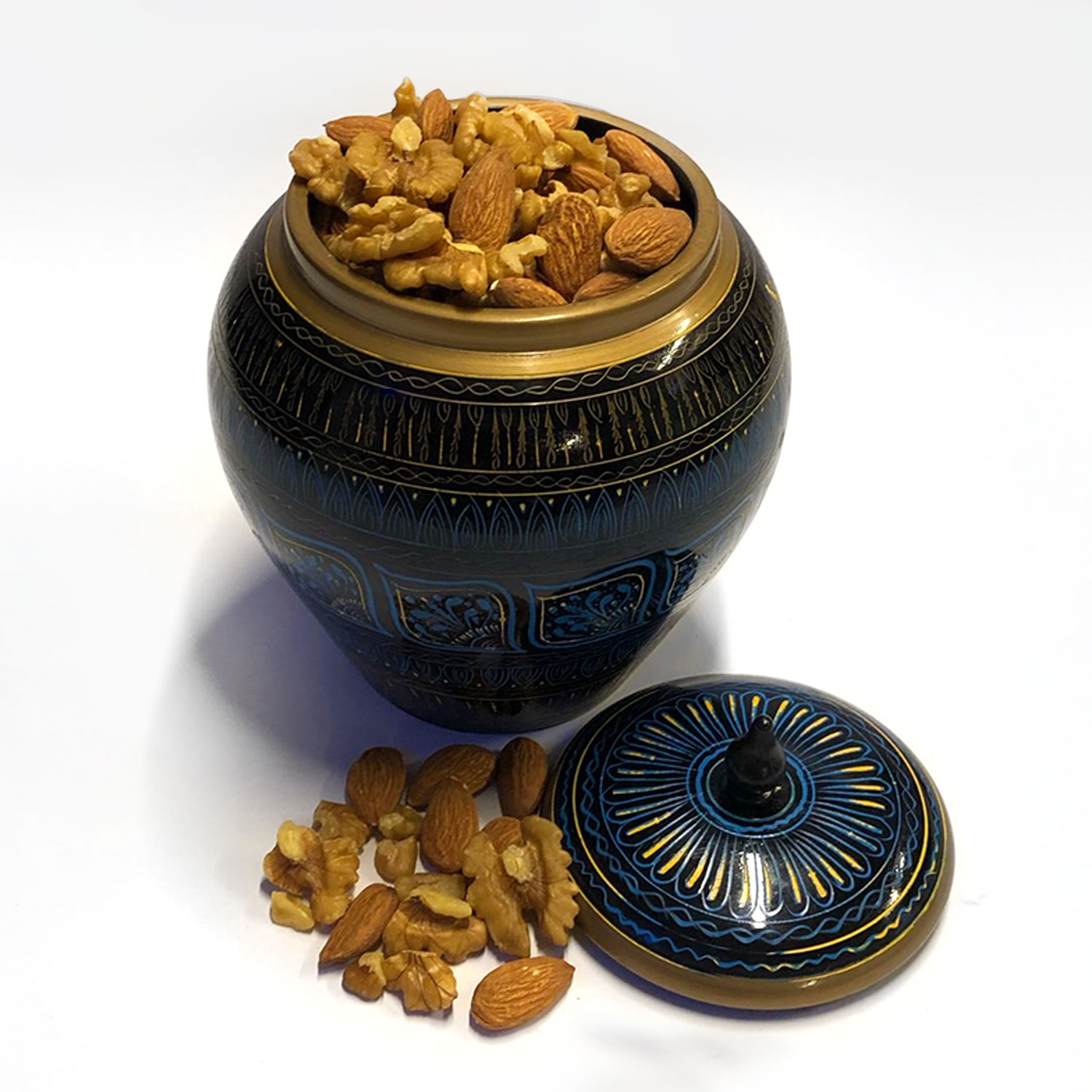 Almond & Nuts in Wooden Pot